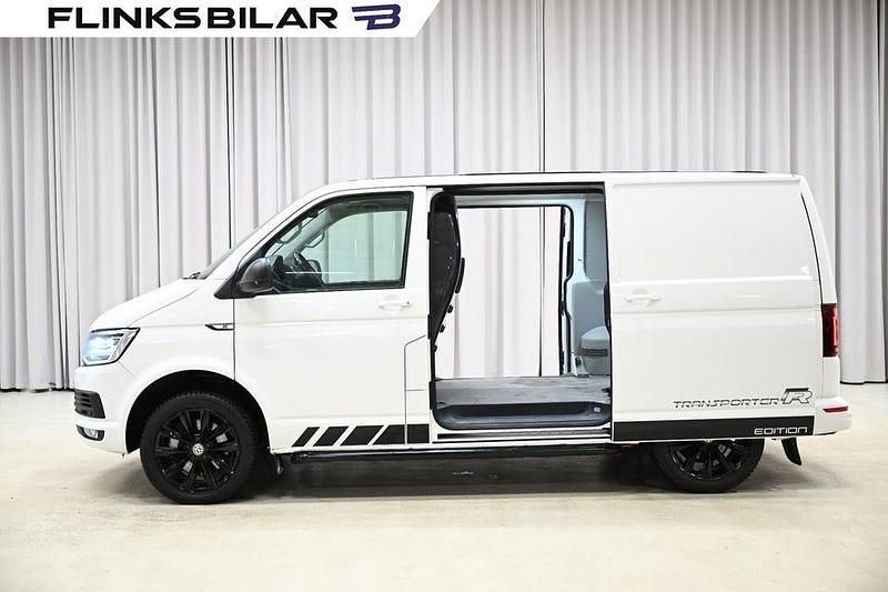Begagnad VW T6 Edition 204 HK (150 kW) 2018 Flerfärgad (reflexsilver metallic) Van