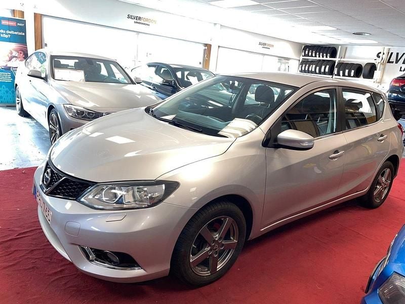 Silver Begagnad 2015 Nissan Pulsar Halvkombi | 99 900 kr (Lite dyr) - Bild 1/4