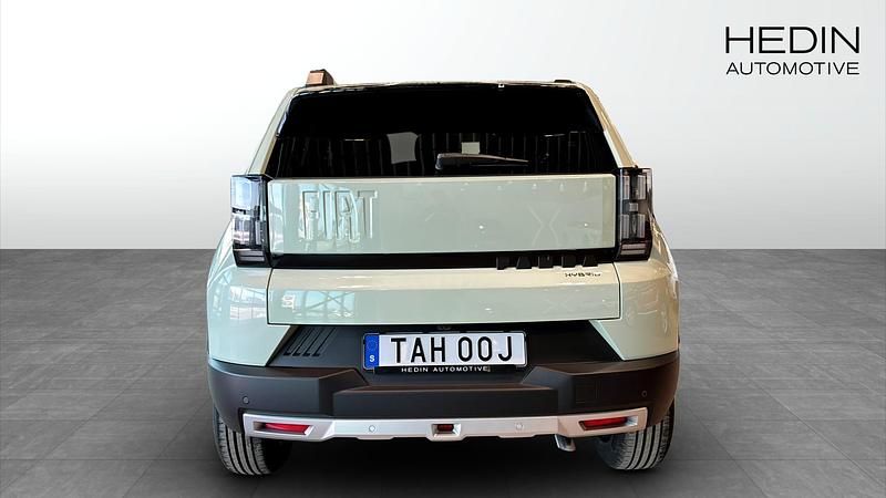 Begagnad Fiat Grande Panda Icon 101 HK (74 kW) 2025 Grön Halvkombi