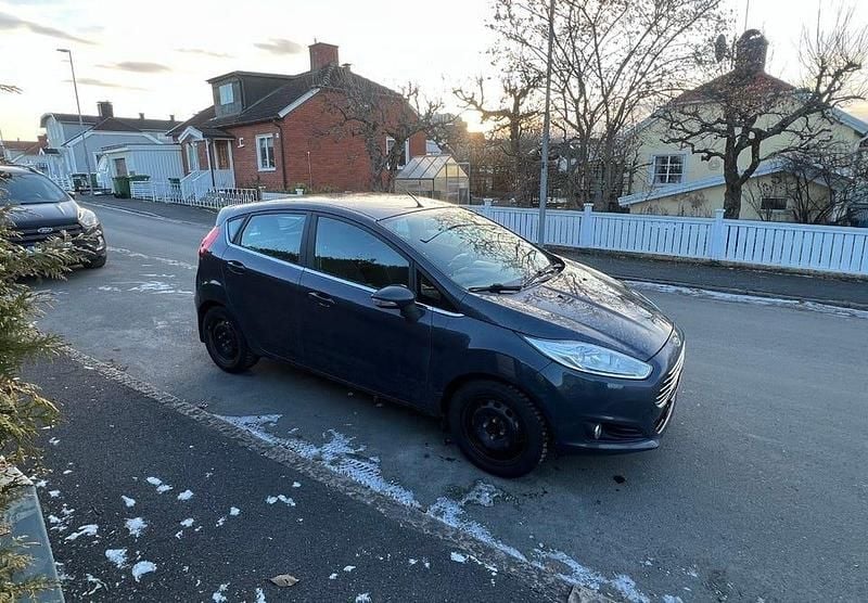 Begagnad 2014 Ford Fiesta | 65 000 kr (Marknadspris) - Bild 1/4