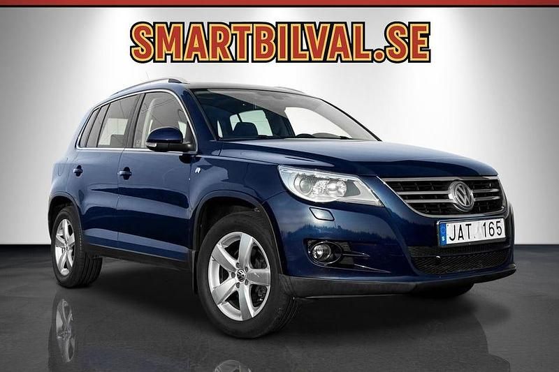 Mörkblå Begagnad 2008 VW Tiguan Sportline SUV | 69 900 kr (Marknadspris) - Bild 1/4