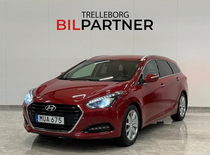 Röd Begagnad 2015 Hyundai i40 Kombi | 149 900 kr (Marknadspris) - Bild 1/4