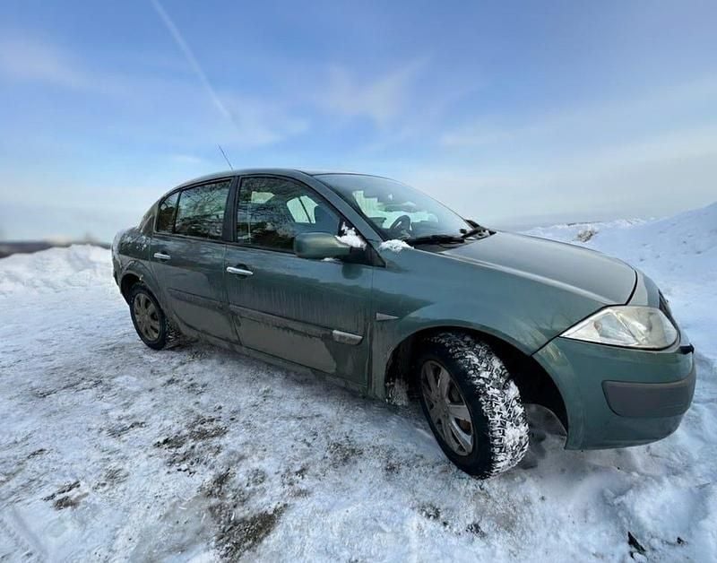 Begagnad Renault Mégane II 113 HK (83 kW) 2004 Sedan