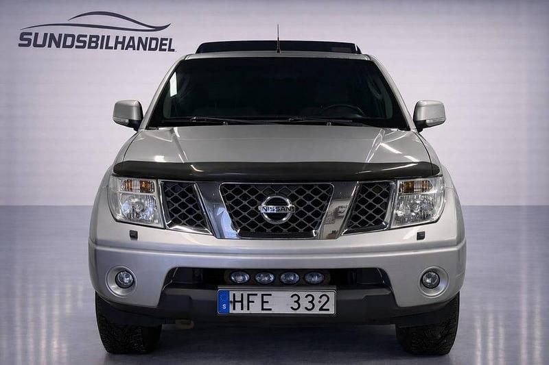 Begagnad Nissan Navara 171 HK (125 kW) 2008 Silver