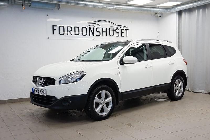 Vit Begagnad 2011 Nissan Qashqai +2 SE SUV | 99 000 kr (Lite dyr) - Bild 1/4