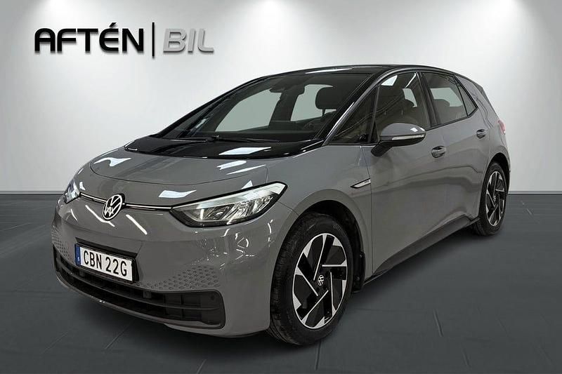 Grå Begagnad 2022 VW ID.3 Pro Performance Halvkombi | 254 800 kr (Marknadspris) - Bild 1/3