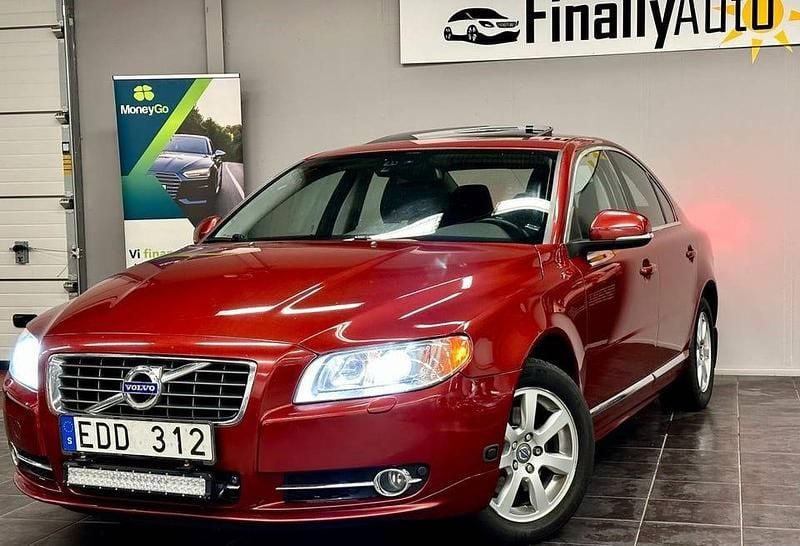 Vin röd Begagnad 2012 Volvo S80 Momentum Sedan | 87 400 kr (Marknadspris) - Bild 1/4