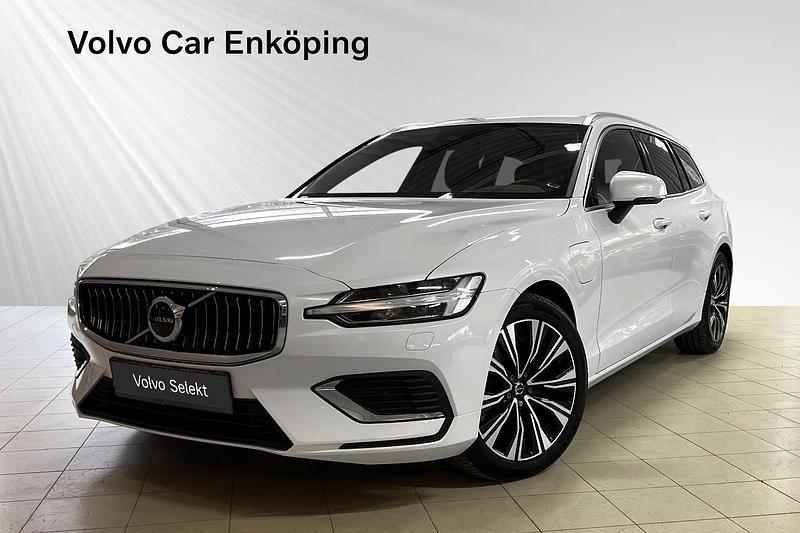 Begagnad Volvo V60 2023 Vit Kombi
