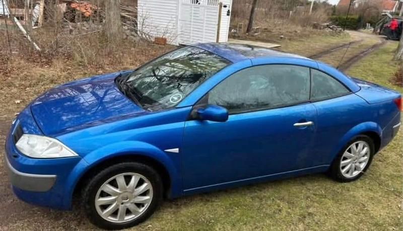 Begagnad Renault Mégane II 135 HK (99 kW) 2005 Blå