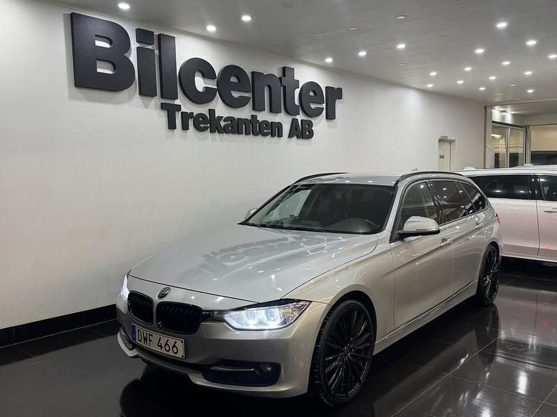 Silver Begagnad 2014 BMW 318 Sport Line Kombi | 109 900 kr (Marknadspris) - Bild 1/4