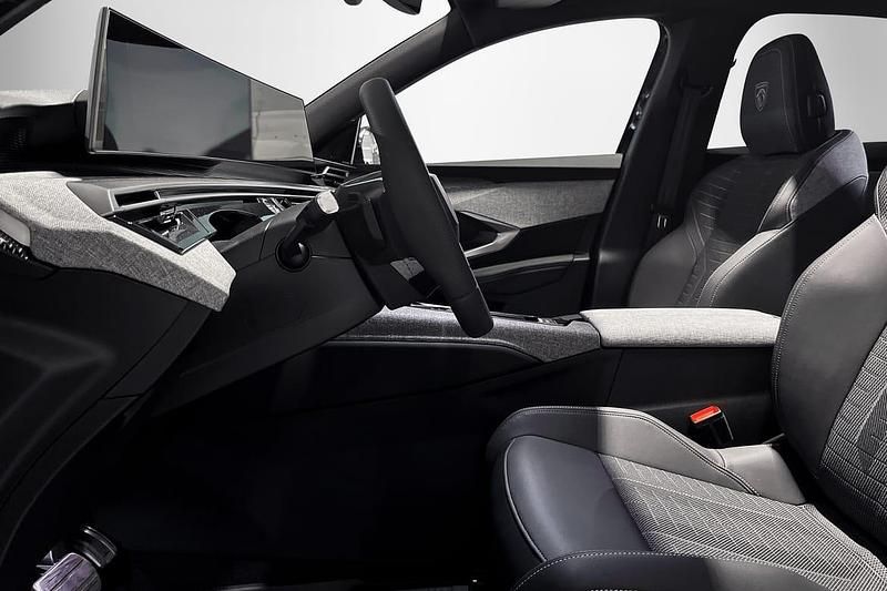 Ny Peugeot 3008 2025 Grå SUV