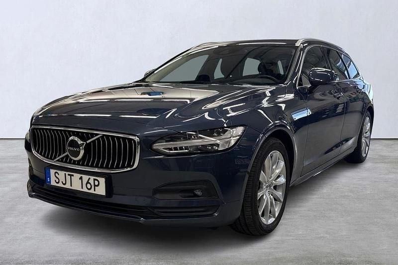 Mörkblå (blå) Begagnad 2020 Volvo V90 Momentum Kombi | 319 900 kr (Lite dyr) - Bild 1/4