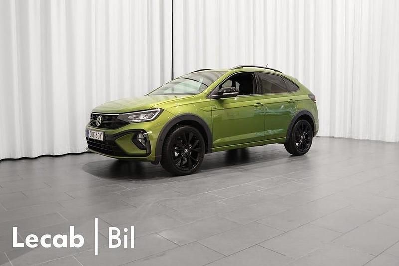 Grön (visual green metallic) Begagnad 2024 VW Taigo R-line SUV | 279 500 kr (Lite dyr) - Bild 1/4