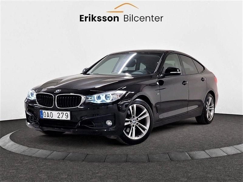 Svart Begagnad 2013 BMW 328 Gran Turismo Sport Line Halvkombi | 119 900 kr - Bild 1/4