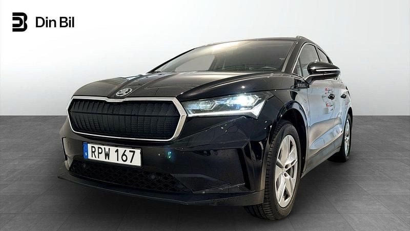 Svart Begagnad 2022 Skoda Enyaq iV SUV | 334 000 kr (Bra pris) - Bild 1/4