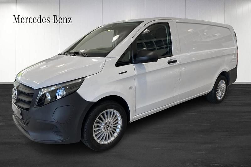 Begagnad Mercedes e-Vito 150 kW (204 HK) 2024 Vit Minibuss