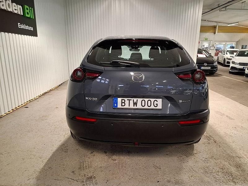 Begagnad Mazda MX30 Exclusive-Line 105 kW (143 HK) 2022 Polymetal grey metallic SUV
