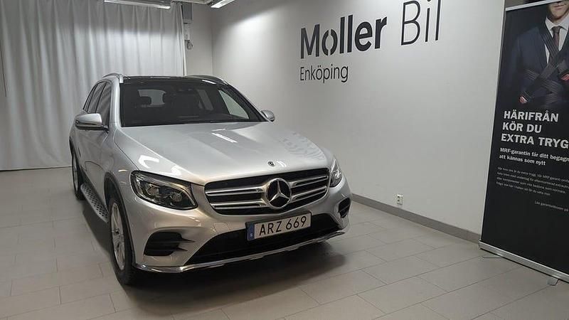 Begagnad Mercedes GLC250 AMG line 204 HK (150 kW) 2019 Grå SUV