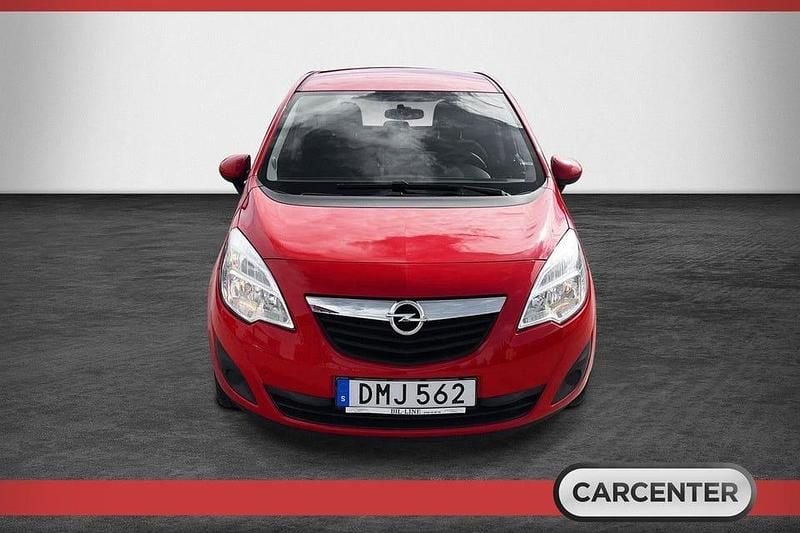 Begagnad Opel Meriva Enjoy 101 HK (74 kW) 2011 Röd Minibuss