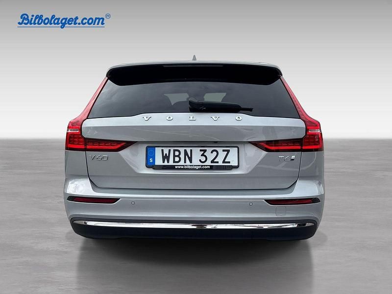 Begagnad Volvo V60 Ultra 355 HK (261 kW) 2025 Silver Kombi