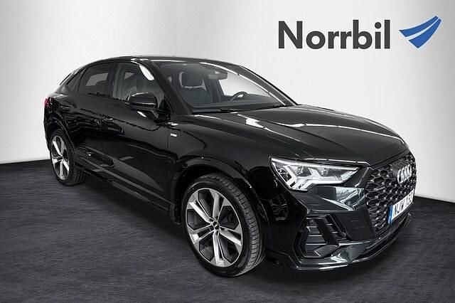 Mytsvart metallic Begagnad 2020 Audi Q3 Sportback S-Line SUV | 389 000 kr - Bild 1/4
