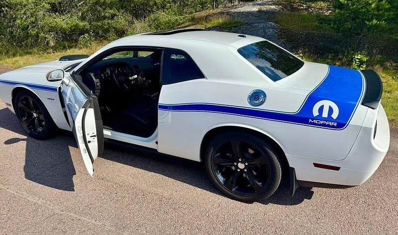 Begagnad Dodge Challenger Limited 381 HK (280 kW) 2014 Vit Sportkupé