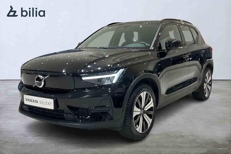 Begagnad Volvo XC40 Single Motor 175 kW (238 HK) 2023 Svart SUV