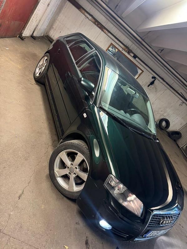 Begagnad Audi A3 200 HK (147 kW) 2006 Grön metallic Halvkombi