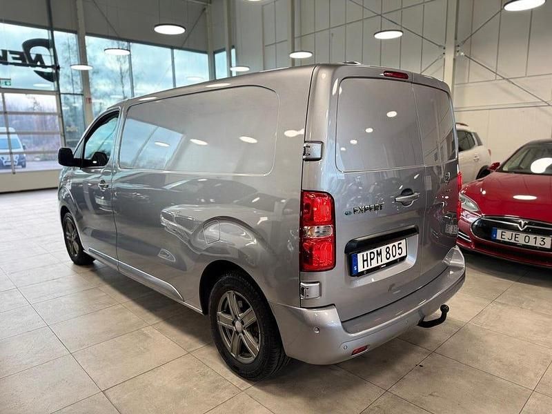 Begagnad Peugeot e-Expert Long Range 100 kW (136 HK) 2021 Grå Van