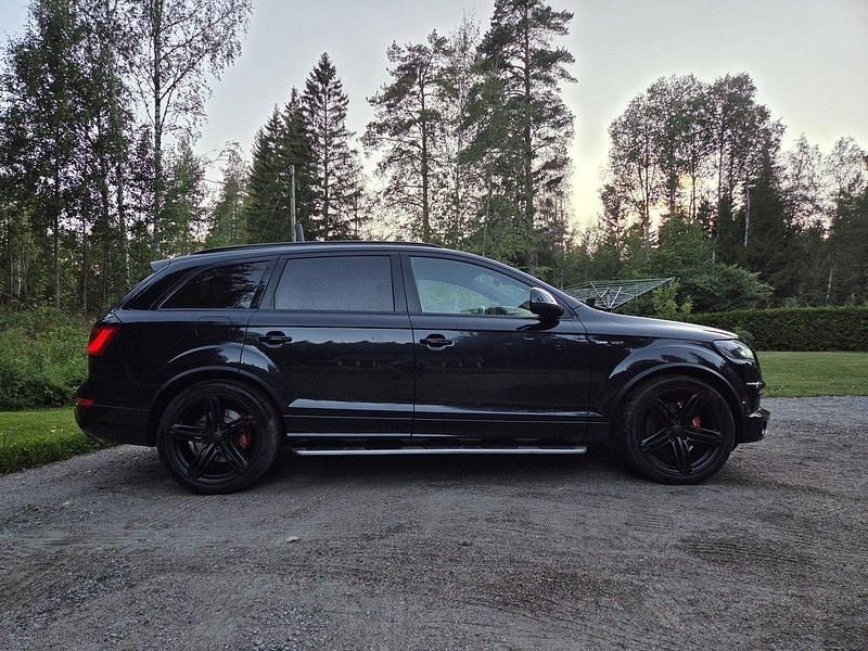 Begagnad 2012 Audi Q7 S-Line SUV | 229 000 kr - Bild 1/4