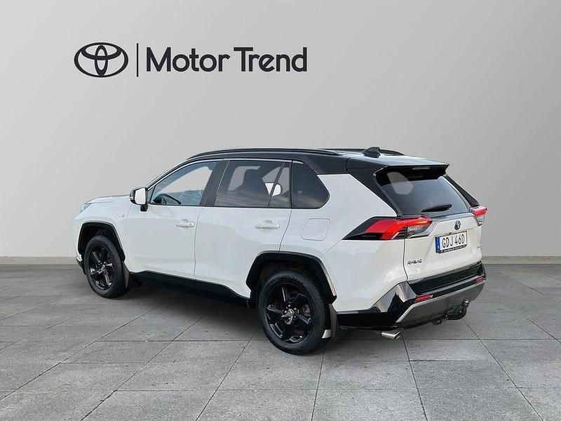 Begagnad Toyota RAV4 Hybrid Style 220 HK (161 kW) 2018 Vit SUV