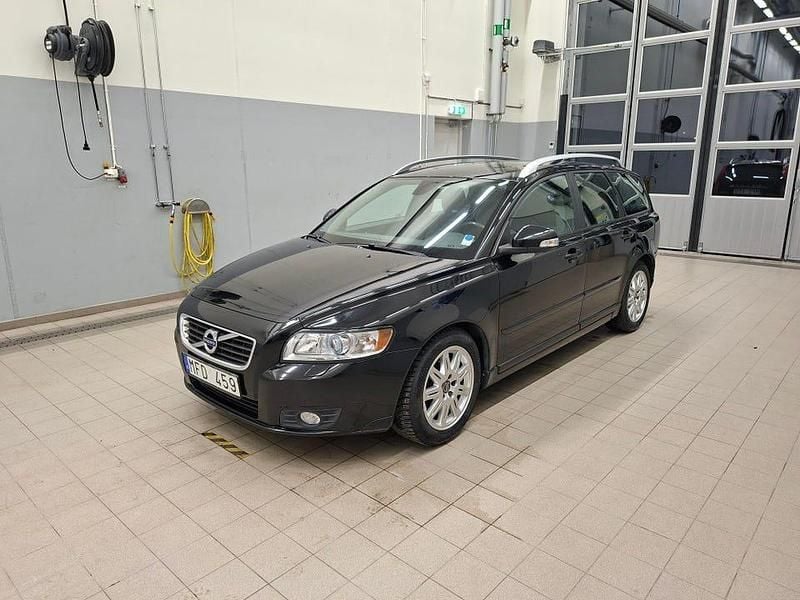 Begagnad 2012 Volvo V50 Kombi | 49 500 kr (Marknadspris) - Bild 1/4