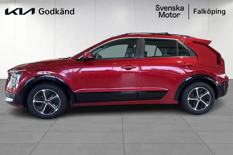 Begagnad Kia Niro 185 HK (136 kW) 2023 Röd SUV