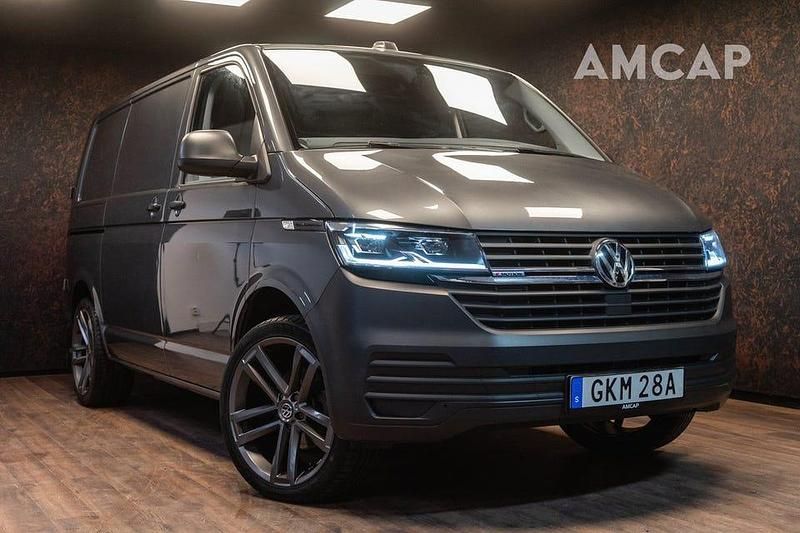 Grå Begagnad 2021 VW T6.1 Van | 439 500 kr (Dyr) - Bild 1/4