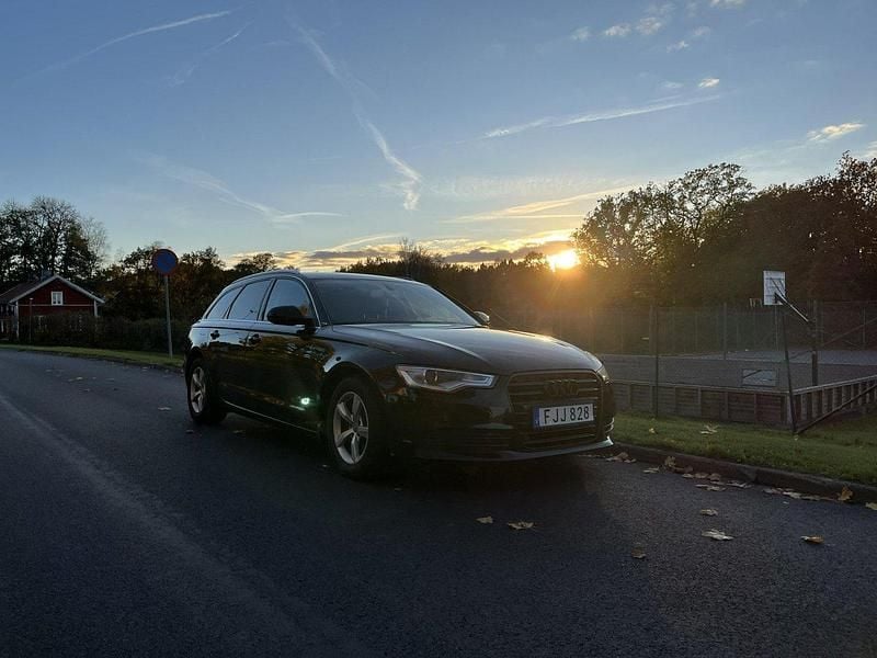 Svart Begagnad 2014 Audi A6 Proline Kombi | 124 900 kr (Marknadspris) - Bild 1/4