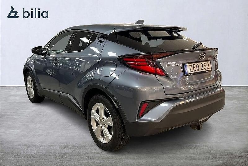 Begagnad Toyota C-HR Edition 124 HK (91 kW) 2021 Grå SUV