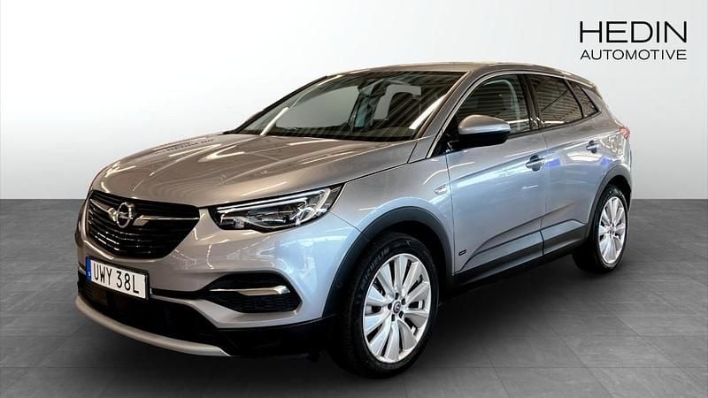 Grå (grey) Begagnad 2020 Opel Grandland X SUV | 294 900 kr (Dyr) - Bild 1/4