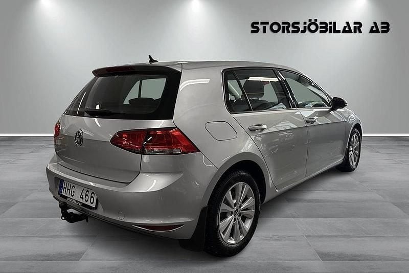 Begagnad VW Golf VII 105 HK (77 kW) 2013 Silver Halvkombi