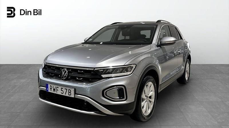 Silver Begagnad 2024 VW T-Roc SUV | 309 900 kr (Lite dyr) - Bild 1/4