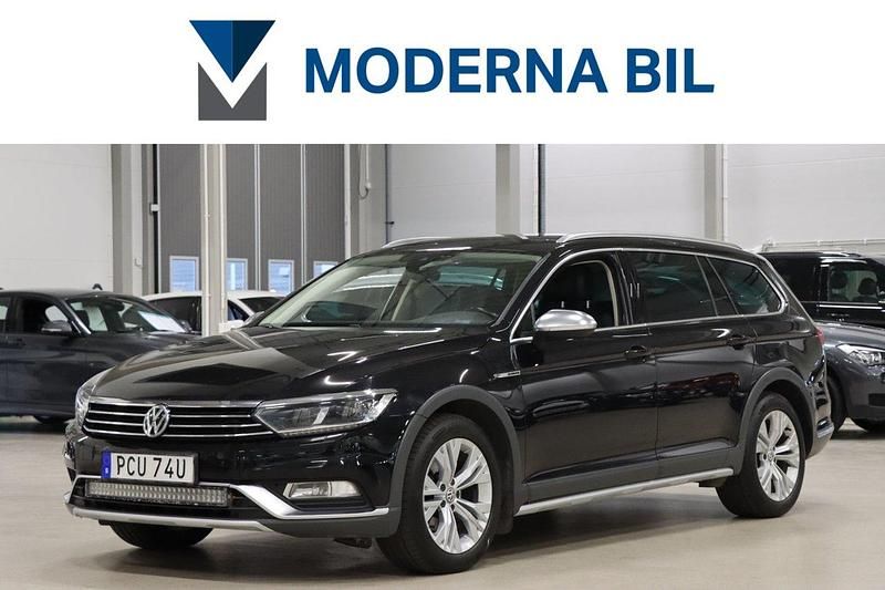 Svart Begagnad 2019 VW Passat Alltrack Kombi | 199 900 kr (Marknadspris) - Bild 1/4