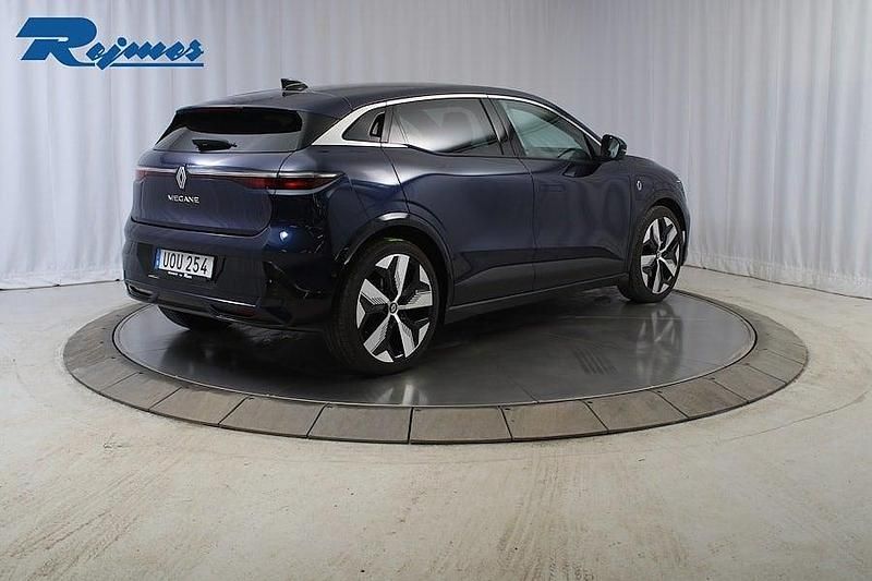 Begagnad Renault Mégane Techno 161 kW (220 HK) 2023 Blå Kombi