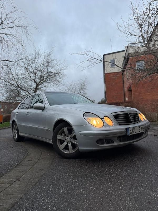 Begagnad 2006 Mercedes E200 Sedan | 29 999 kr (Superpris) - Bild 1/4