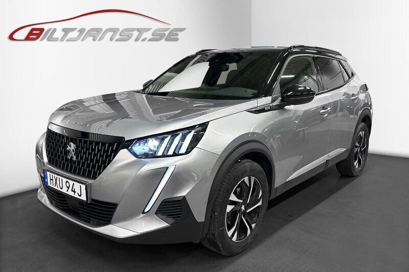 Grå Begagnad 2023 Peugeot 2008 GTi SUV | 274 900 kr (Lite dyr) - Bild 1/4