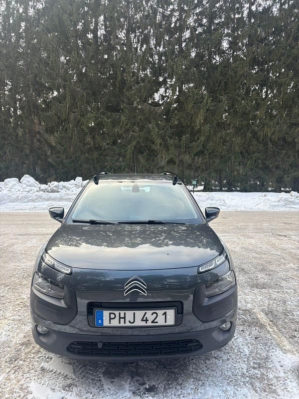 Begagnad Citroën C4 Cactus PureTech 82 HK (60 kW) 2017 Halvkombi