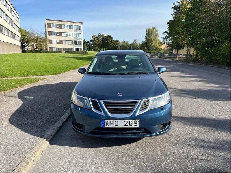 Blå Begagnad 2010 Saab 9-3 Linear Sedan | 37 000 kr (Bra pris) - Bild 1/4