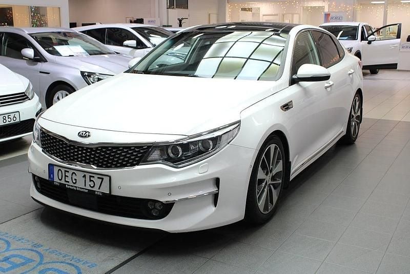 Vit Begagnad 2016 Kia Optima Launch Edition Sedan | 144 900 kr (Superpris) - Bild 1/4