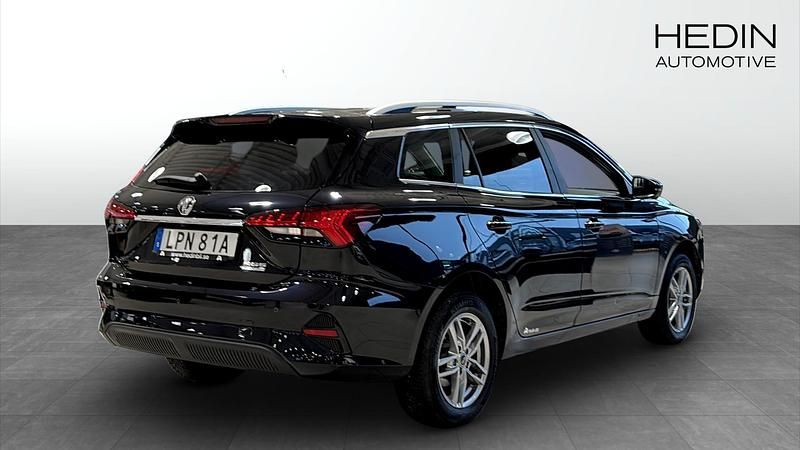 Begagnad MG MG5 EV Long Range 114 kW (156 HK) 2022 Svart Kombi