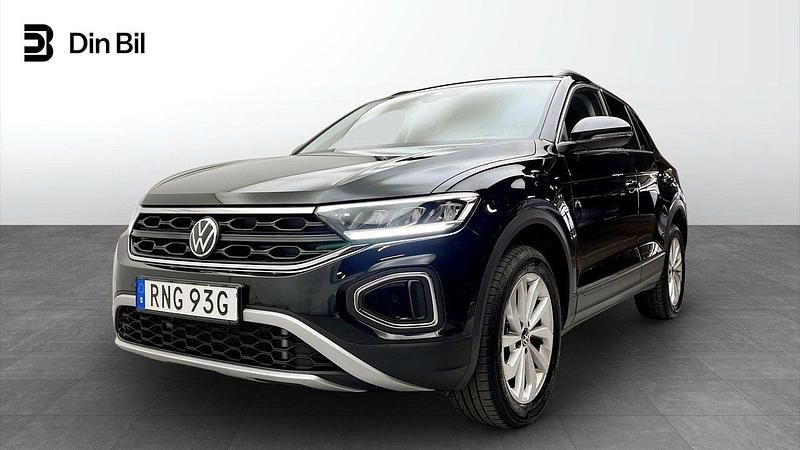 Svart Begagnad 2024 VW T-Roc Edition SUV | 329 900 kr (Dyr) - Bild 1/4