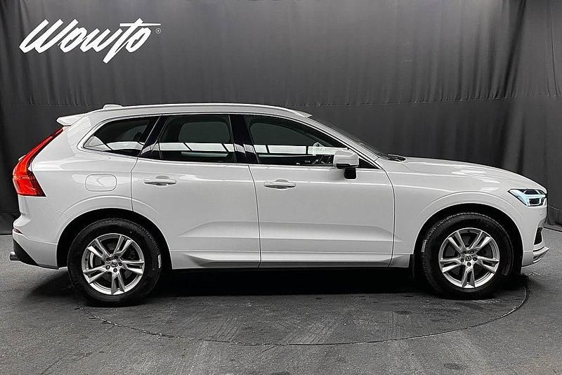 Begagnad Volvo XC60 Momentum 190 HK (139 kW) 2018 Vit SUV