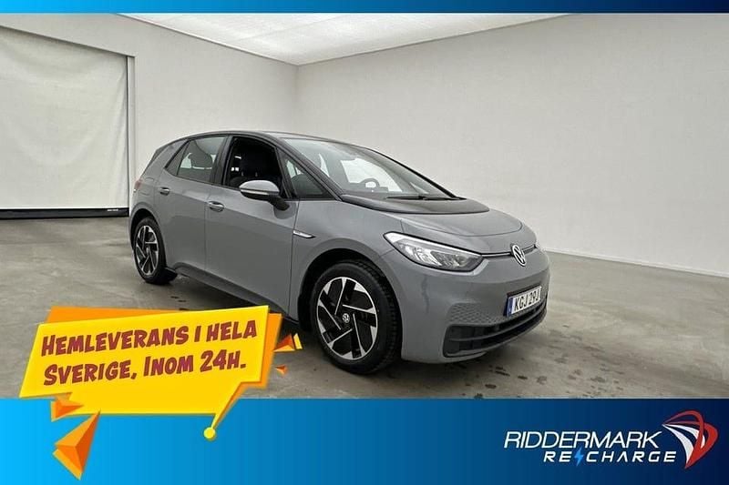 Grå Begagnad 2022 VW ID.3 Pro Performance Halvkombi | 239 900 kr (Bra pris) - Bild 1/3